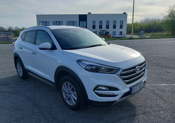 Hyundai Tucson cena 86000 przebieg: 72995, rok produkcji 2018 z Krosno małe 92